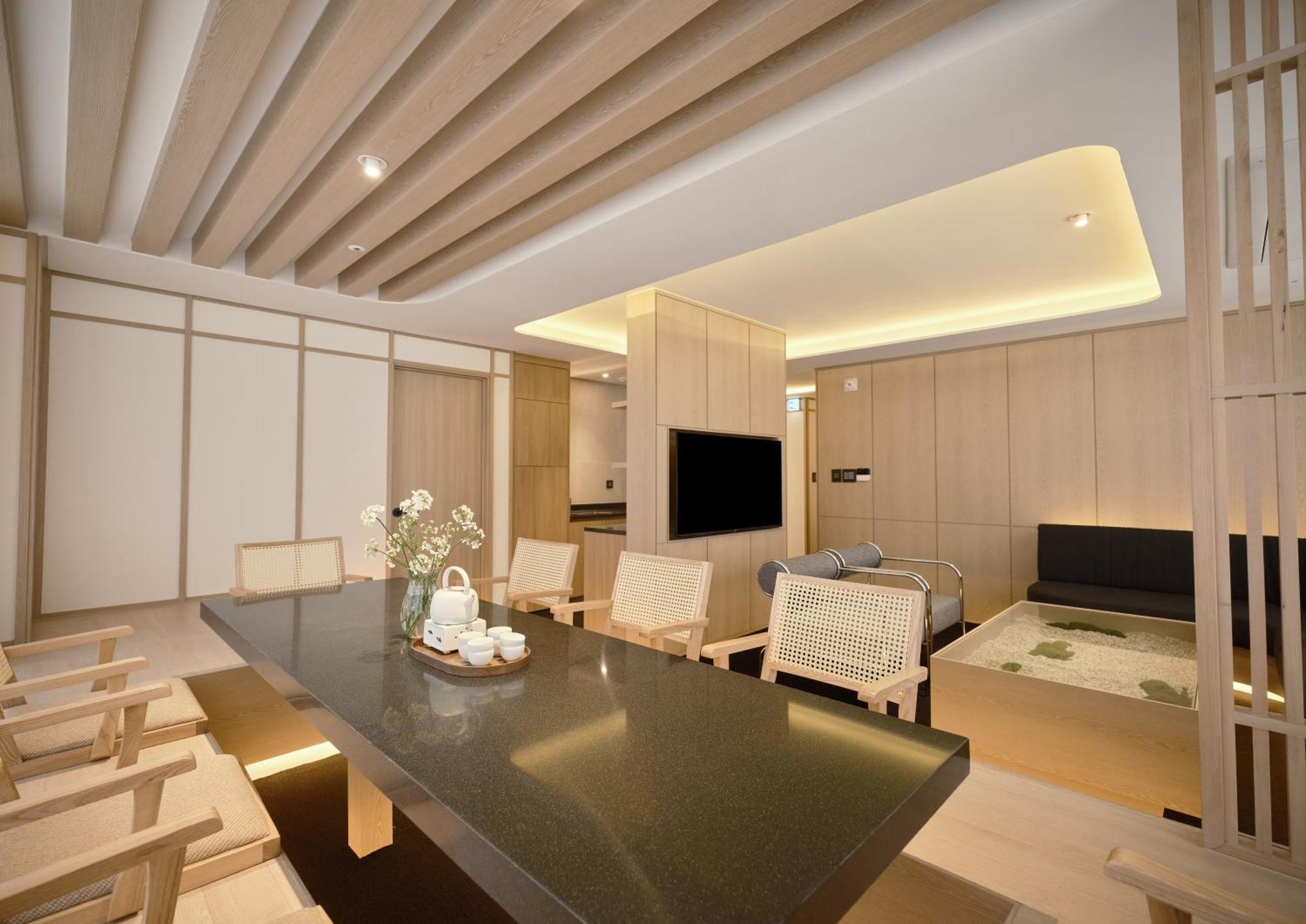 Uh Suite Seoul Deoksugung Εξωτερικό φωτογραφία